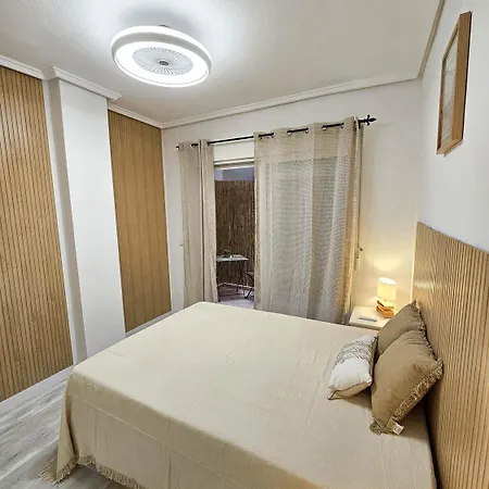 Casa Dorsya - Near The Beach, Torrevieja, Spain Апартаменты *