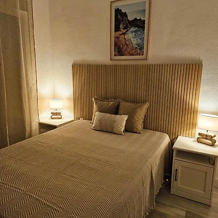 Апартаменты Casa Dorsya - Near The Beach, Torrevieja, Spain Торевьиа